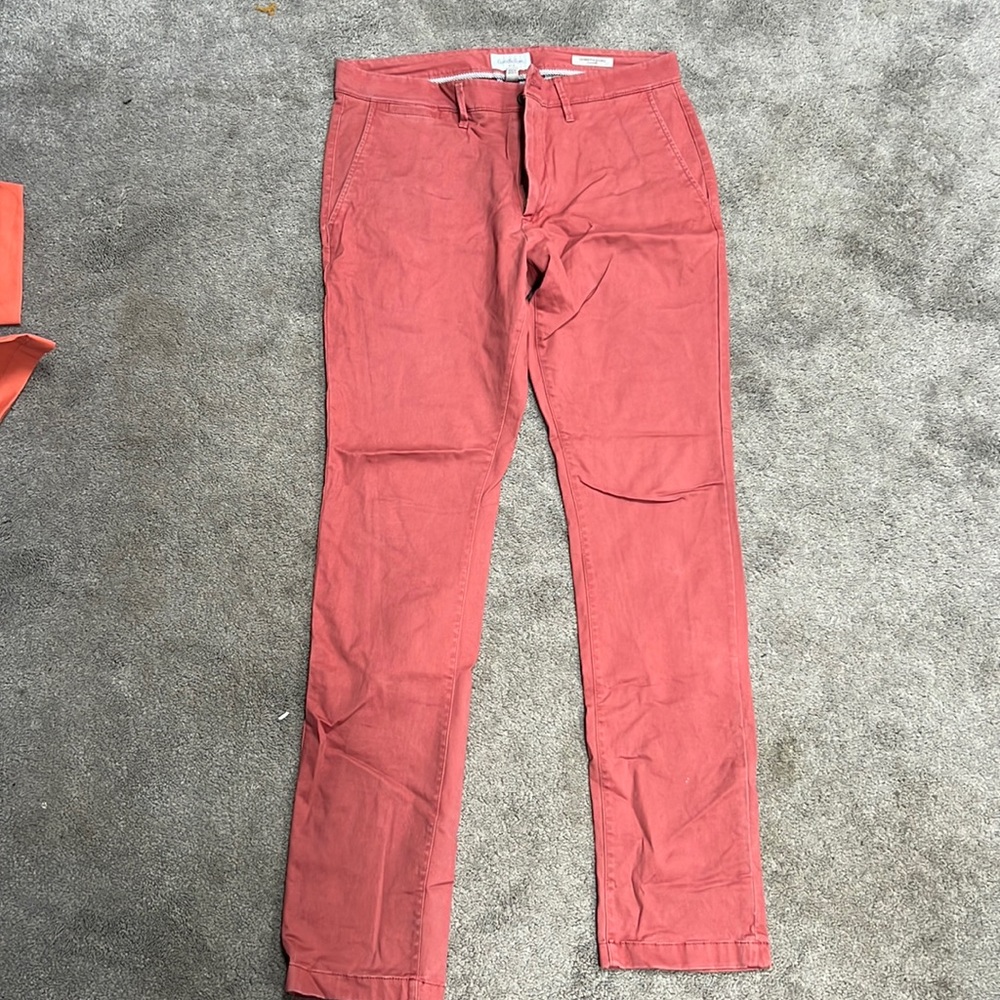 Goodfellow Chinos